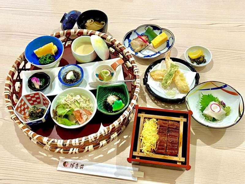 【直方・小竹・新飯塚・飯塚発】 柳川名物！うなぎのミニせいろ蒸しを味わう！牡丹＆藤の花ふくおか旬の花めぐり　日帰り_ツアー画像1