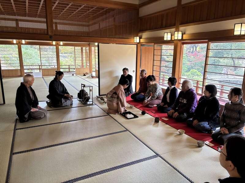 【博多発】当ツアー限定企画/上野焼を楽しむ小倉城庭園大茶会と上野焼の里作陶体験 日帰り _ツアー画像1